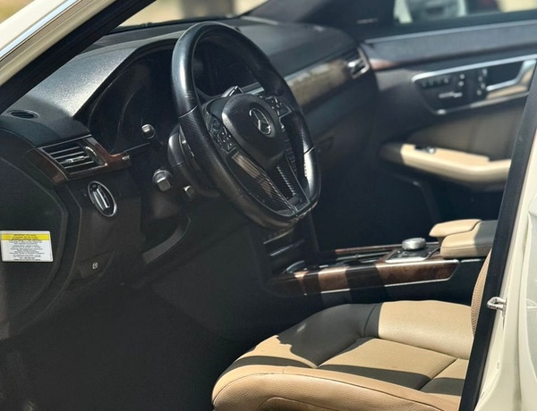 2013 MERCEDES BENZ E350 FOR SALE IN ABUJA