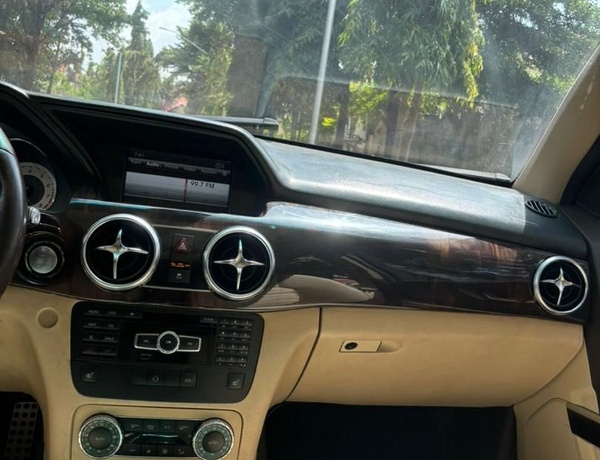 2013 MERCEDES BENZ GLK350 FULL OPTION FOR SALE