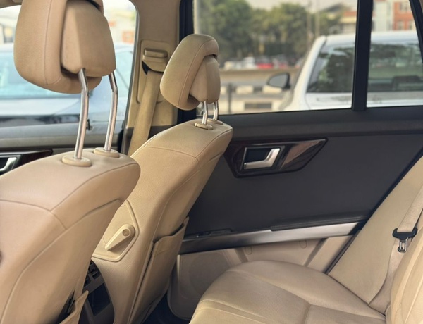 2013 MERCEDES BENZ GLK350 FULL OPTION FOR SALE IN ABUJA