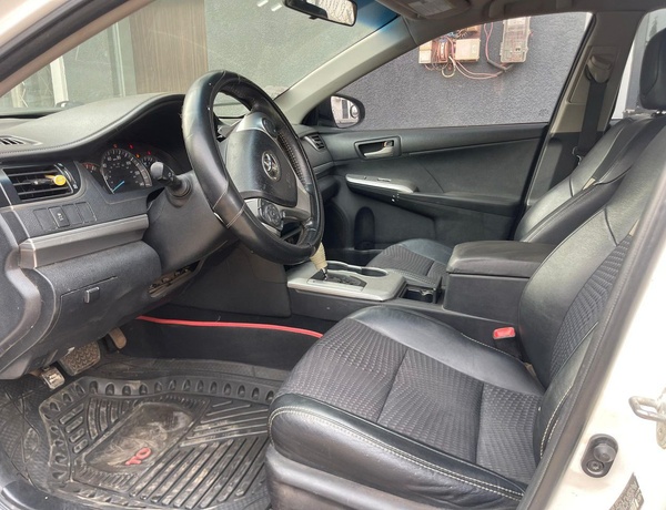 2013 TOYOTA CAMRY FOR SALE IN ABUJA