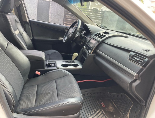 2013 TOYOTA CAMRY FOR SALE IN ABUJA