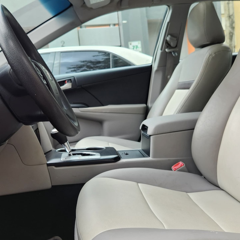 2013 Toyota Camry LE for Sale In Lagos image