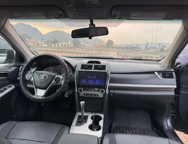 2013 TOYOTA CAMRY SE FOR SALE IN ABUJA