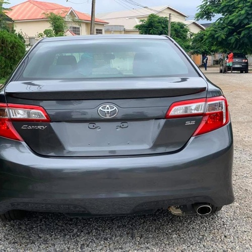 2013 TOYOTA CAMRY SE FOR SALE IN ABUJA