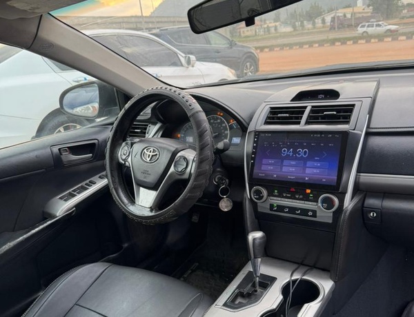 2013 TOYOTA CAMRY SE FOR SALE IN ABUJA