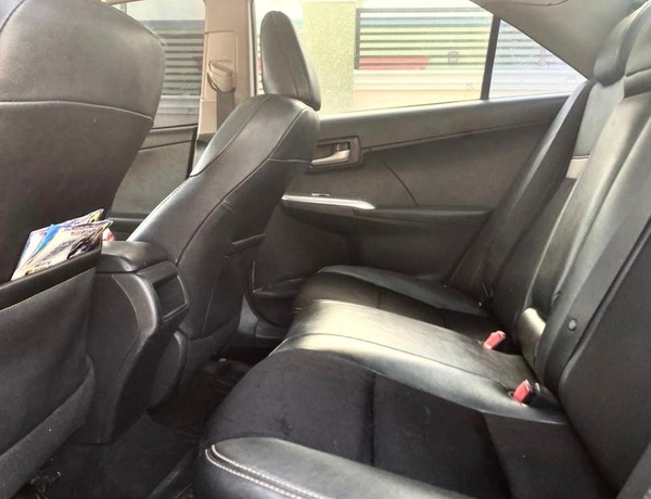 2013 TOYOTA CAMRY SE FOR SALE IN ABUJA