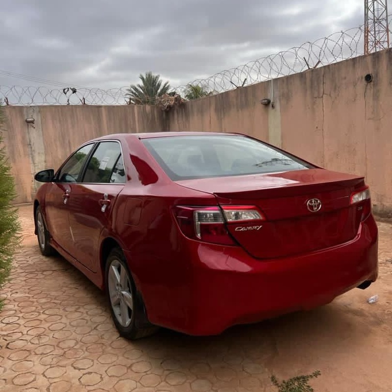 2013 TOYOTA CAMRY SE FOR SALE IN KADUNA image