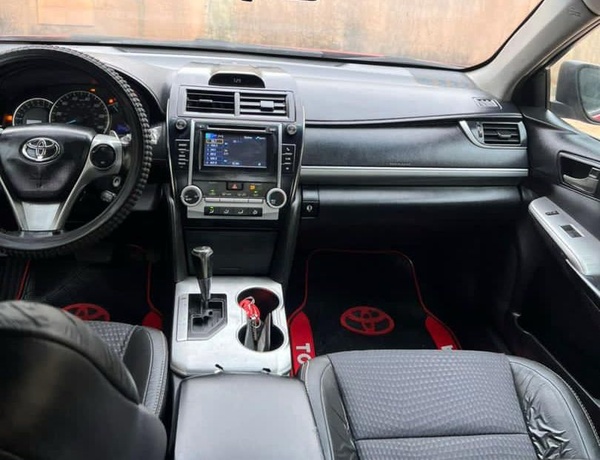 2013 TOYOTA CAMRY SE FOR SALE IN KADUNA