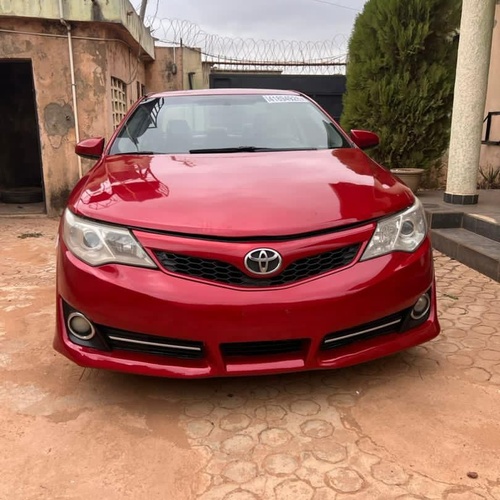 2013 TOYOTA CAMRY SE FOR SALE IN KADUNA