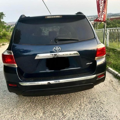 2013 TOYOTA HIGHLANDER FOR SALE IN ABUJA