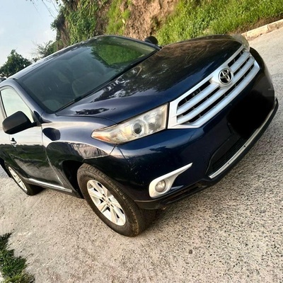 2013 TOYOTA HIGHLANDER FOR SALE IN ABUJA