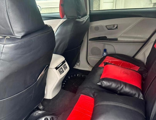 2013 TOYOTA VENZA FULL OPTION FOR SALE