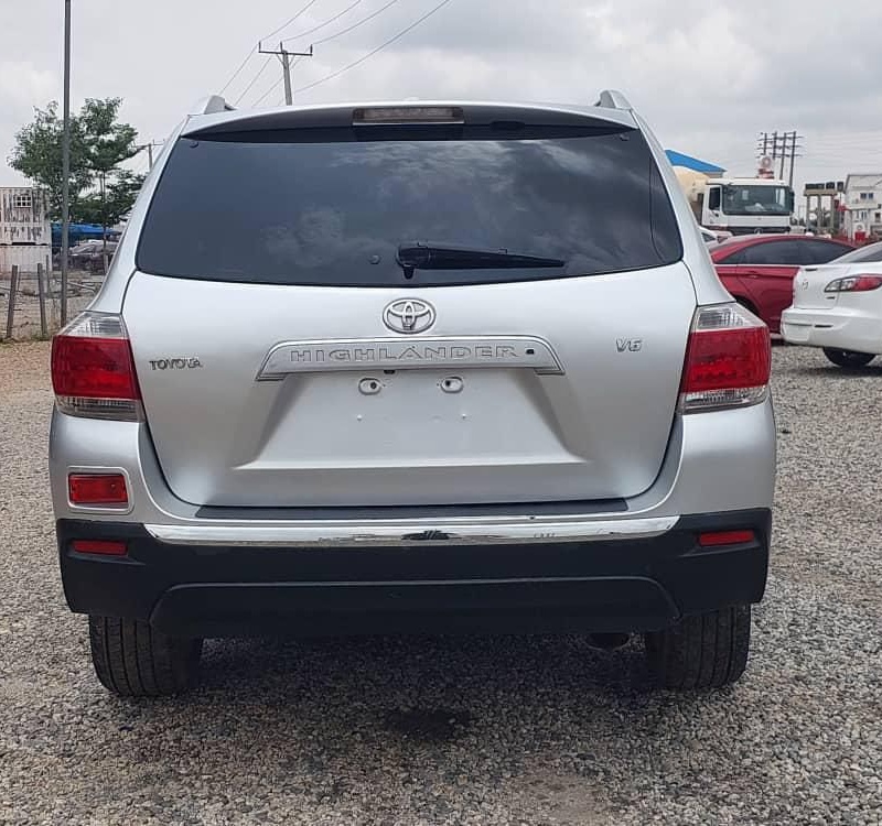 2013 UPGRADED KEYLESS TOYOTA HIGHLANDER FOR SALE image