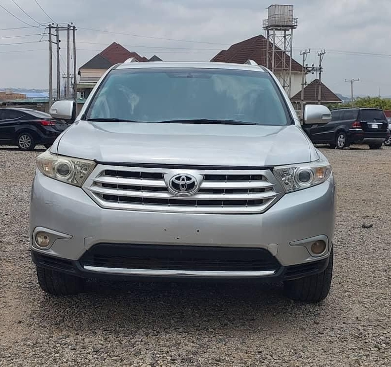 2013 UPGRADED KEYLESS TOYOTA HIGHLANDER FOR SALE image