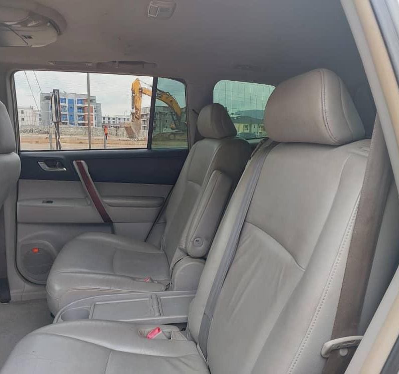 2013 UPGRADED KEYLESS TOYOTA HIGHLANDER FOR SALE image