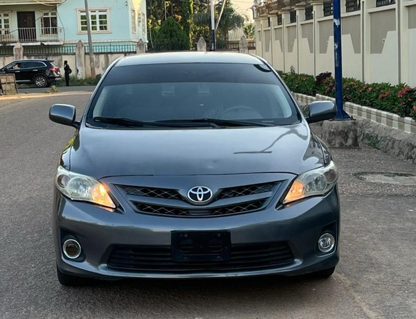 2013 UPGRADED TOYOTA COROLLA LE FOR SALE KADUNA