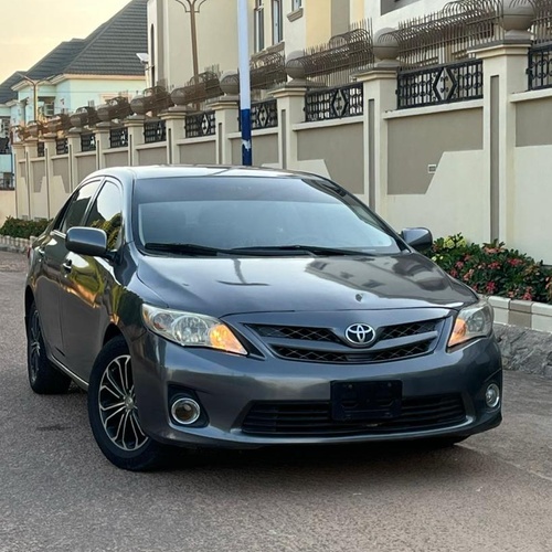 2013 UPGRADED TOYOTA COROLLA LE FOR SALE KADUNA