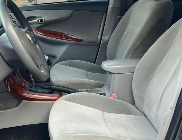 2013 UPGRADED TOYOTA COROLLA LE FOR SALE KADUNA