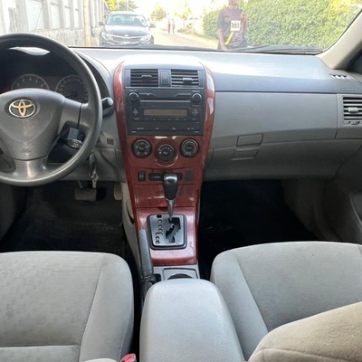 2013 UPGRADED TOYOTA COROLLA LE FOR SALE KADUNA