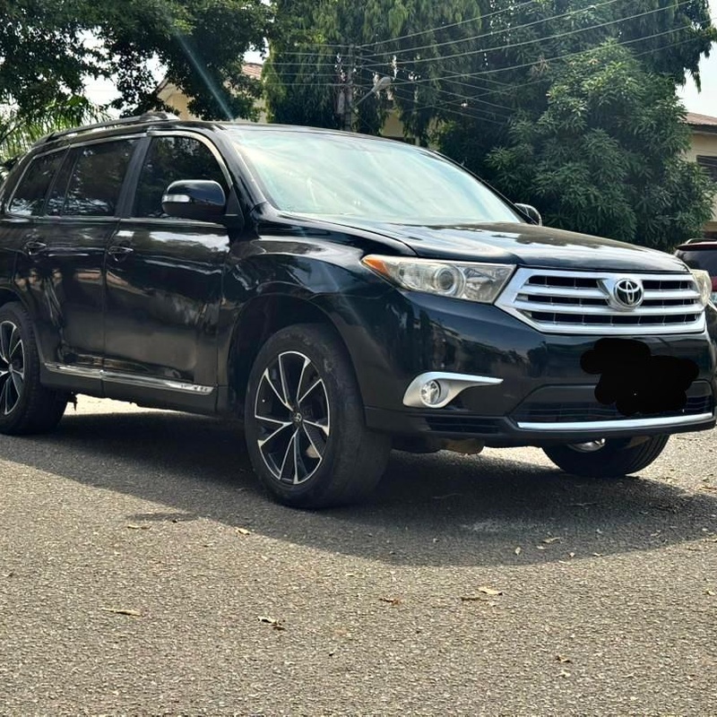 2013 UPGRADED TOYOTA HIGHLANDER FOR SALE IN ABUJA image