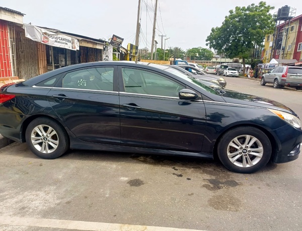 2014 HYUNDAI SONATA IN SURULERE