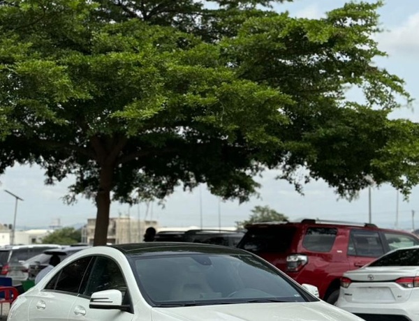 2014 MERCEDES BENZ CLA250 SALE IN ABUJA