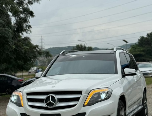 2014 MERCEDES BENZ GLK350 FULL OPTION FOR SALE IN ABUJA