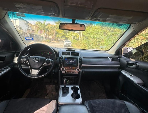 2014 TOYOTA CAMRY SE FOR SALE IN ABUJA