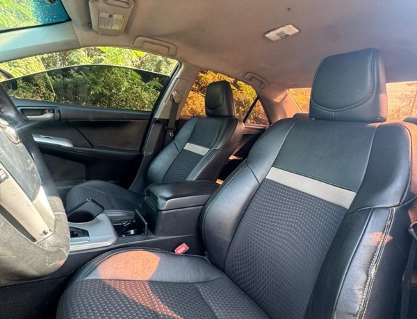 2014 TOYOTA CAMRY SE FOR SALE IN ABUJA
