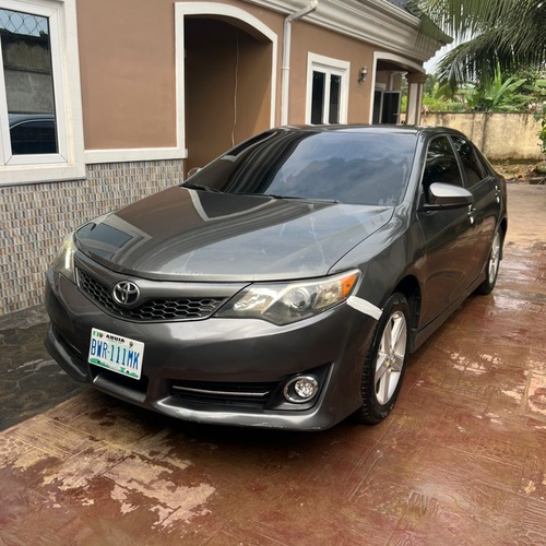 2014 Toyota Camry SE For Sale In Akwa Ibom