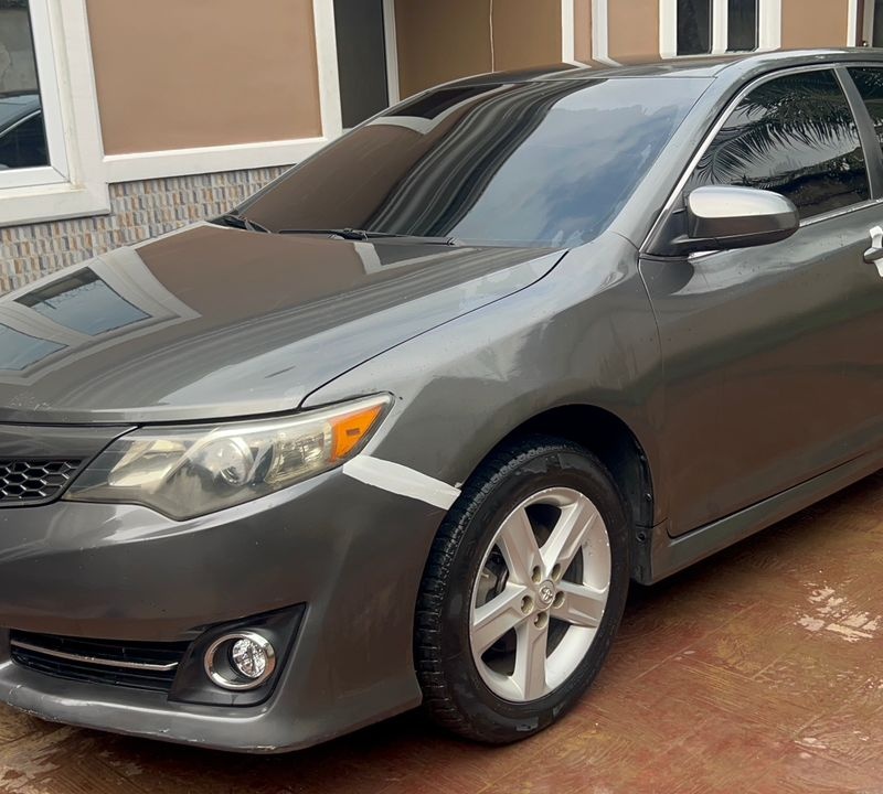 2014 Toyota Camry SE For Sale In Akwa Ibom image