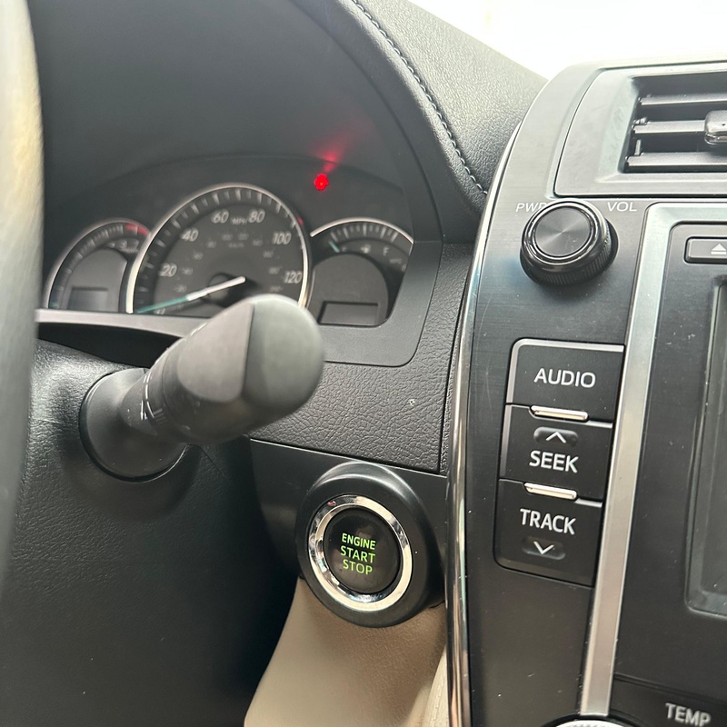 2014 Toyota Camry XLE V6🔥 For Sale In Benin City image