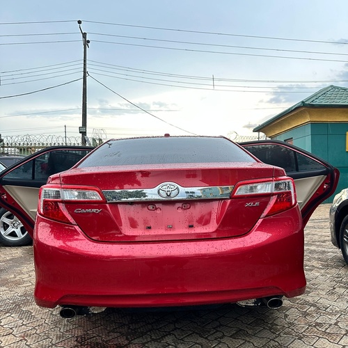 2014 Toyota Camry XLE V6🔥 For Sale In Benin City