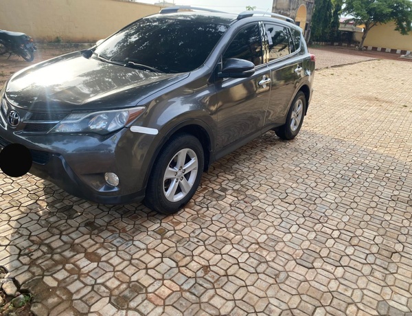 2014 TOYOTA RAV4 XLE FOR SALE IN KADUNA