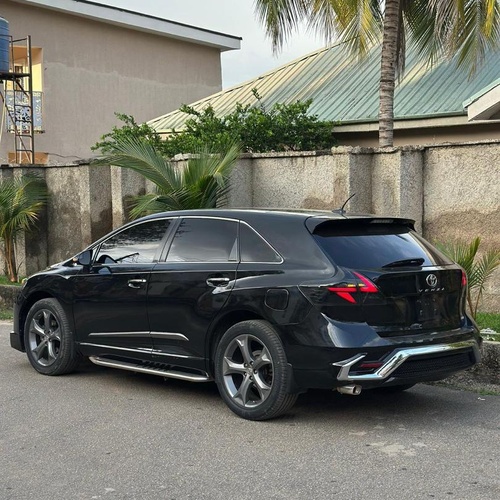 2014 TOYOTA VENZA XLE FULL OPTION FOR SALE IN ABUJA