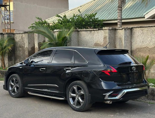 2014 TOYOTA VENZA XLE FULL OPTION FOR SALE IN ABUJA