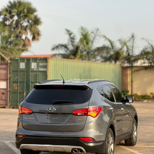 2015 KEYLESS HYUNDAI SANTAFE SPORT FOR SALE IN KADUNA