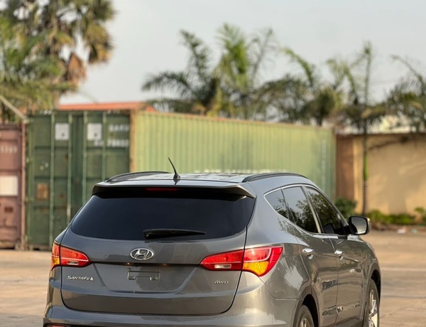 2015 KEYLESS HYUNDAI SANTAFE SPORT FOR SALE IN KADUNA