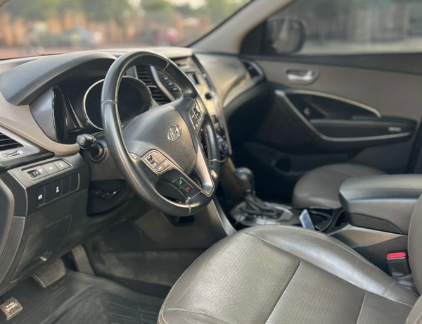 2015 KEYLESS HYUNDAI SANTAFE SPORT FOR SALE IN KADUNA