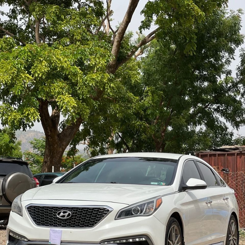 2015 KEYLESS HYUNDAI SONATA SPORT 2.0 TURBO FOR SALE IN ABUJA image