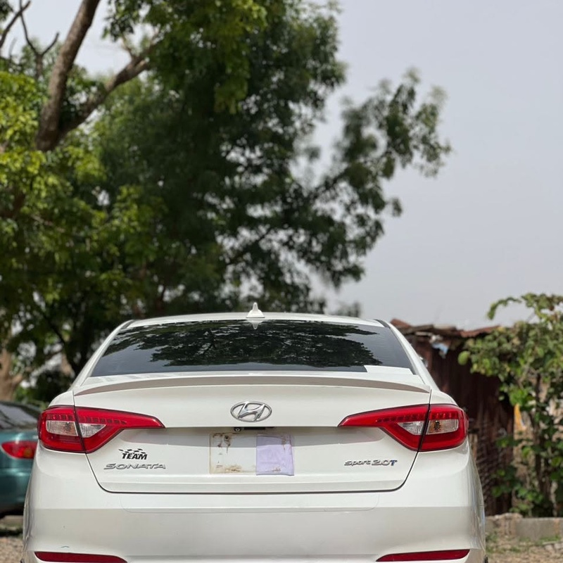 2015 KEYLESS HYUNDAI SONATA SPORT 2.0 TURBO FOR SALE IN ABUJA image