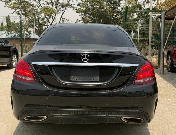 2015 KEYLESS MERCEDES BENZ C300 AMG TRIM FOR SALE