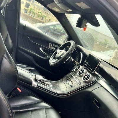 2015 KEYLESS MERCEDES BENZ C300 FULL OPTION FOR SALE
