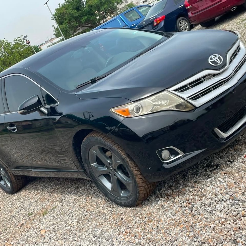 2015 KEYLESS TOYOTA VENZA FULL OPTION FOR SALE IN ABUJA image