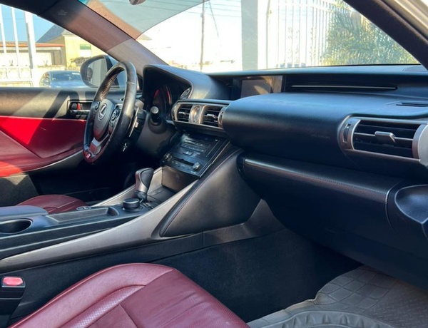 2015 LEXUS IS200T F-SPORT FOR SALE IN KADUNA