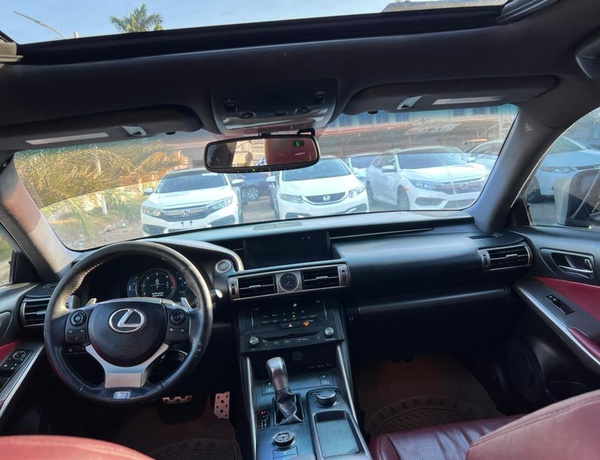 2015 LEXUS IS200T F-SPORT FOR SALE IN KADUNA
