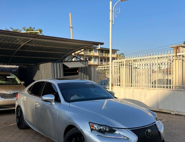 2015 LEXUS IS200T F-SPORT FOR SALE IN KADUNA