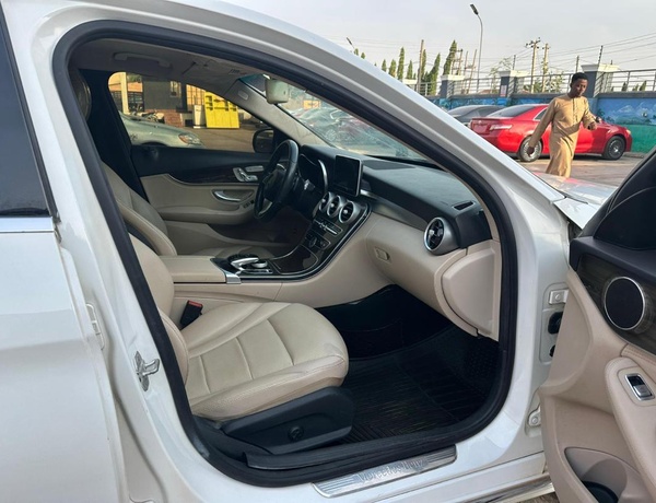 2015 MERCEDES BENZ C300 AMG TRIM FOR SALE IN KADUNA
