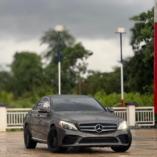 2015 MERCEDES BENZ C300 AMG TRIM FOR SALE IN ABUJA