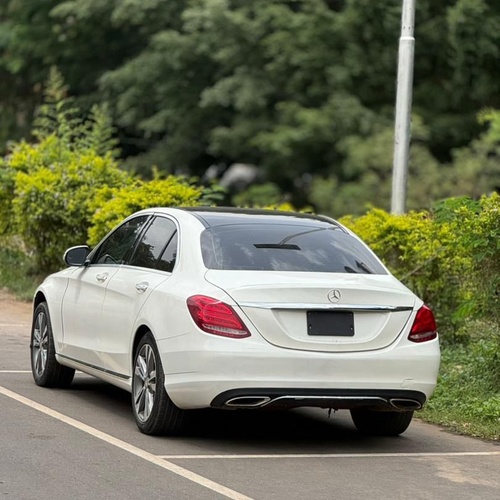 2015 MERCEDES BENZ C300 FOR SALE IN ABUJA